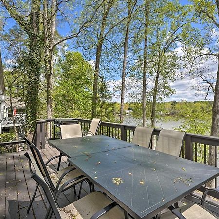 Waterfront Cottage With Boat Dock And 3 Decks! Bracey Bagian luar foto