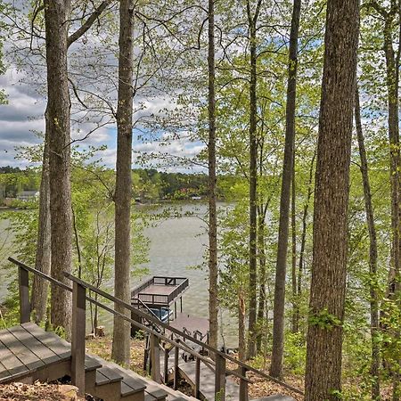 Waterfront Cottage With Boat Dock And 3 Decks! Bracey Bagian luar foto